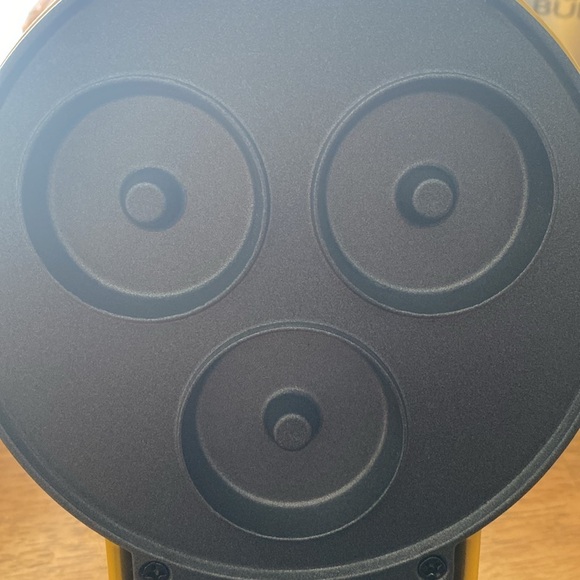 Nostalgia Mini Bundt Cake Maker - Picture 4 of 4